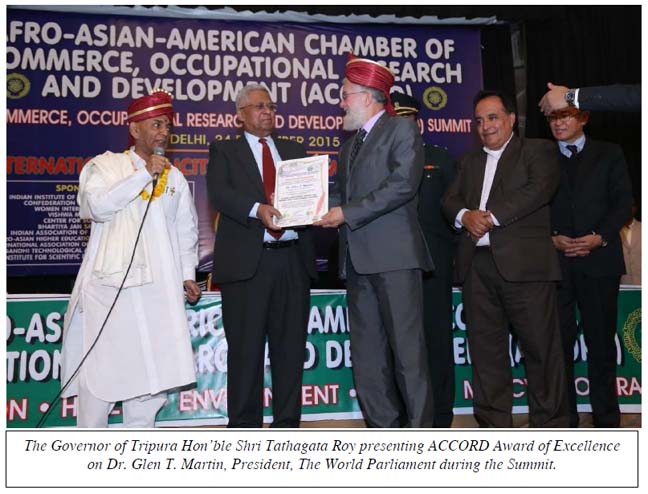The Governor of Tripura Hon’ble Shri Tathagata Roy presenting ACCORD Award of Excellence